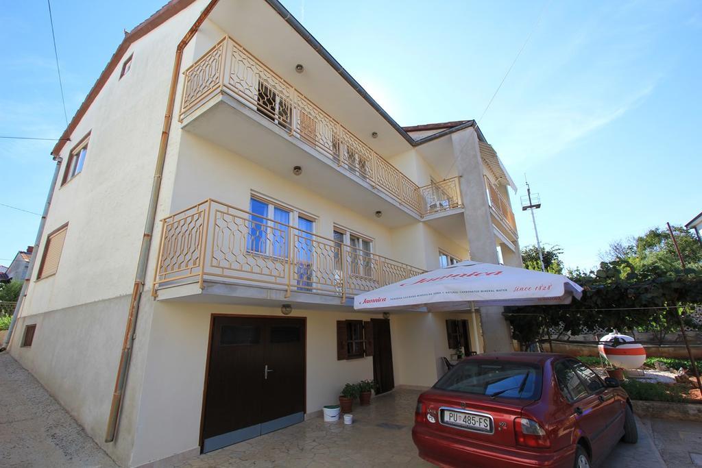 Apartments Orlic Medulin Bagian luar foto