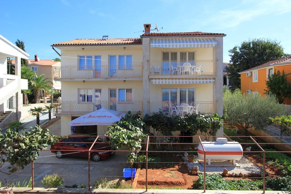 Apartments Orlic Medulin Bagian luar foto